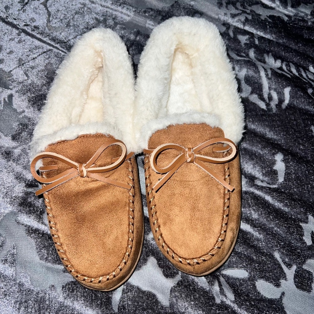 Cozy Tan Women's Slippers
